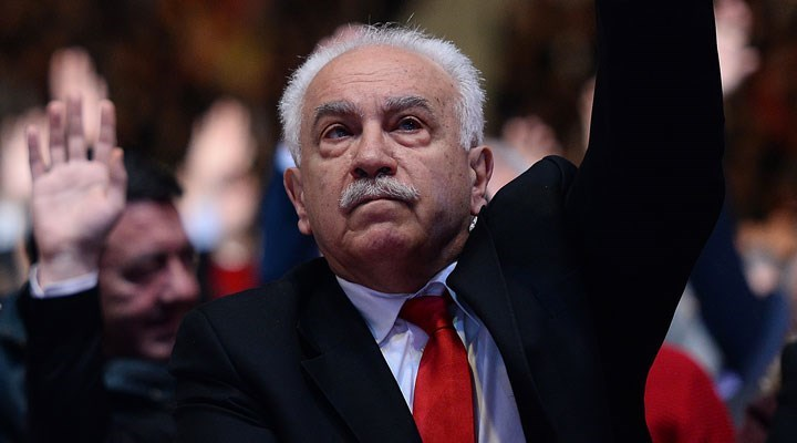 Ahmet Hakan'dan Doğu Perinçek'e ayar