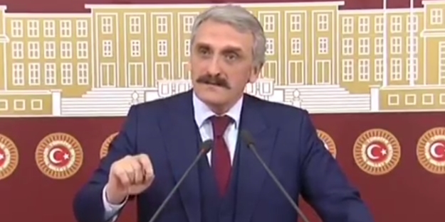 Ahmet Hamdi Çamlı'dan Engin Özkoç'a sert tepki: Beyni meyhanenin o leş gibi lavabosundaki...