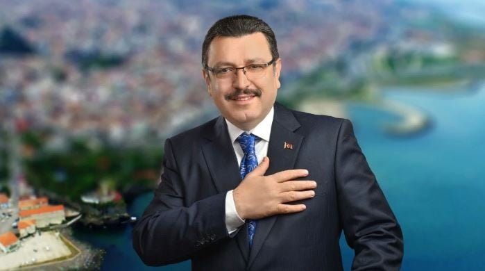 Ahmet Metin Genç, AK Parti'nin Trabzon Büyükşehir Belediye Başkan adayı oldu