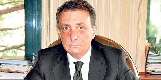 Ahmet Nur Çebi: Kimse kendine...