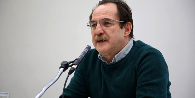 Ahmet Tezcan'dan Cuma namazı üzerinden iki yüzlü 'Audi' eleştirisi