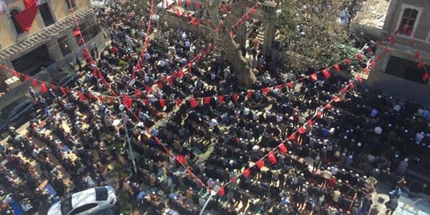 Trabzon'da insan seli sokağa taştı!