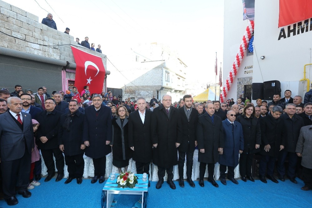 Ahmet Yesevi Sosyal Tesisi Ve Kurs Merkezi’nin açılış töreni düzenlendi 