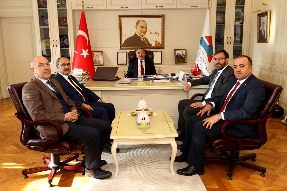 AİÇÜ Rektörü Prof. Dr. Karabulut, Demir ve Çintimar’ı misafir etti 