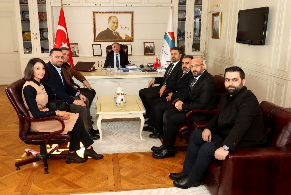 AİÇÜ Rektörü Prof. Dr. Karabulut, MÜSİAD heyetini kabul etti 