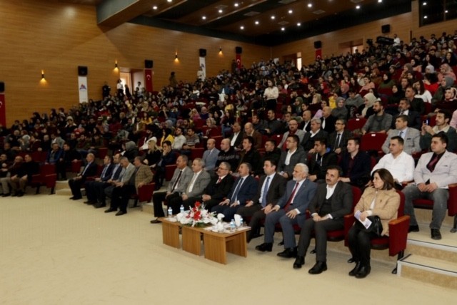 AİÇÜ’de “Korona Virüs Hijyen ve Enfeksiyondan Korunma” konferansı düzenlendi 