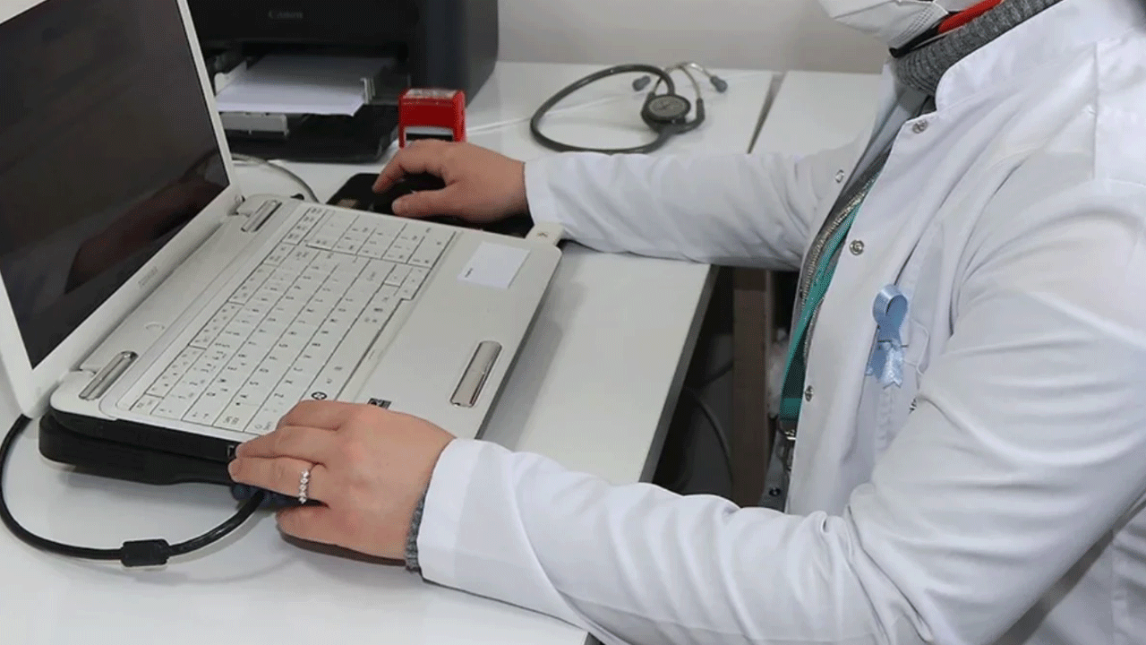 Aile hekimleri yine iş bıraktı