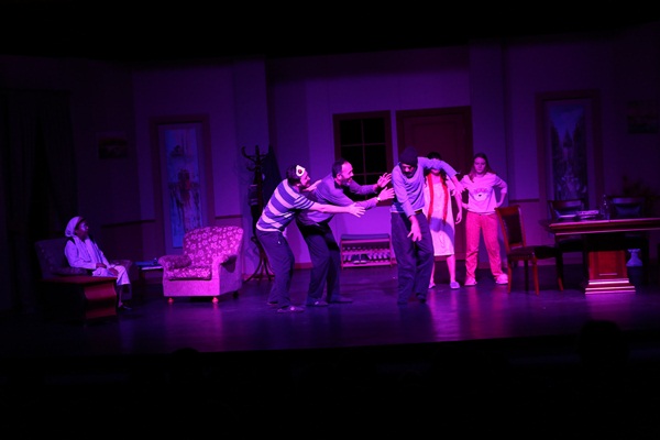 'Aile Sandığı' Üsküdar'da gösterimini yaptı