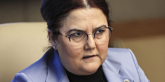  Aile ve Sosyal Hizmetler Bakanı Derya Yanık, FETÖ'cü siteyi sevindirdi!
