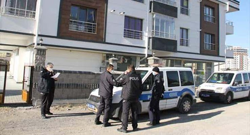 Ailece karantinadaydılar! Karantinadaki hasta evinde ölü bulundu