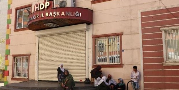 HDP cevap veremedi kepenkleri kapattı!