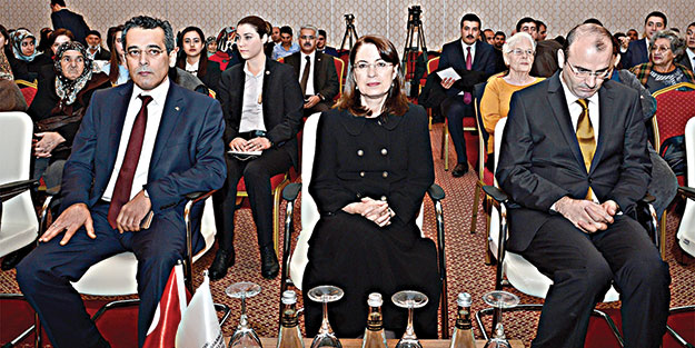 “Ailesinin yanında mutlu yaşlılar hedefliyoruz”