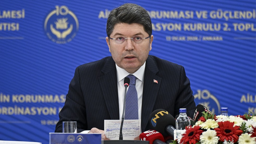 Aileyi korumaya yönelik yeni yasal düzenleme geliyor! Bakan Tunç: "Tüm önleyici adımları atacağız"