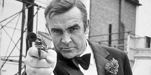Ajan 'James Bond' öldü