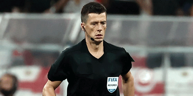 ‘Bu senin hakemin mi?’ Tüm dünya bu skandalı konuşuyor