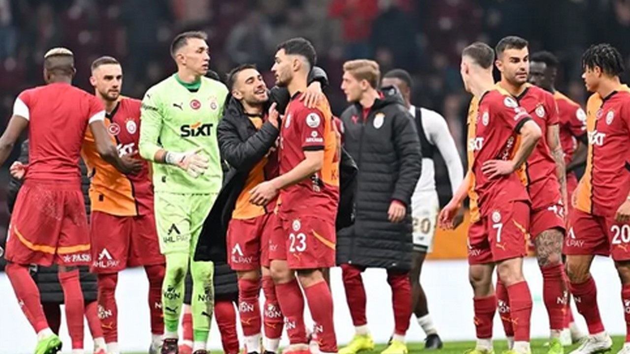 Ajax - Galatasaray maçı ne zaman, saat kaçta ve hangi kanalda canlı yayınlanacak?