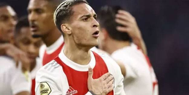 Ajax, PSV Eindhoven'ı gole boğdu