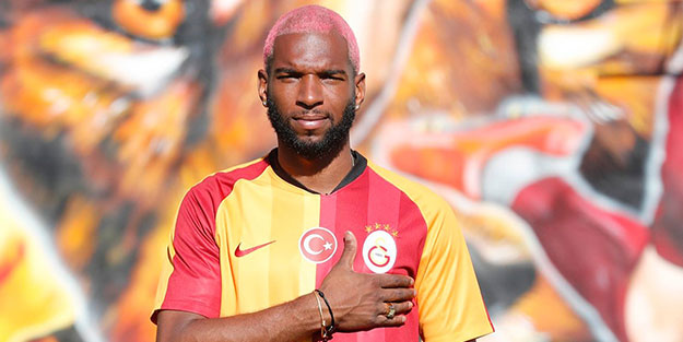 Ajax'dan ayrıldı! Ryan Babel Galatasaray'a geri dönüyor