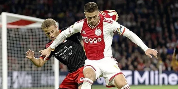 Ajax'ın kaptanından büyük alçaklık! Tepkiler çığ gibi... Dikkat çeken pazubandı kararı