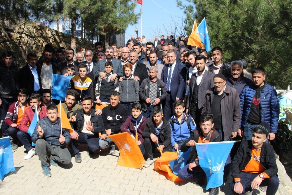 ’AK Gençlik’ gençlerin desteğini aldı 