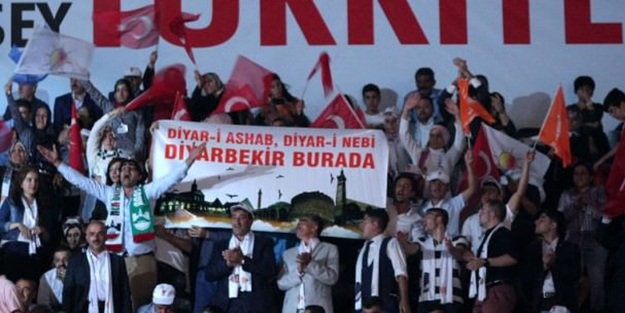 AK Parti Kongresi'nde salonu ayağa kaldıran slogan