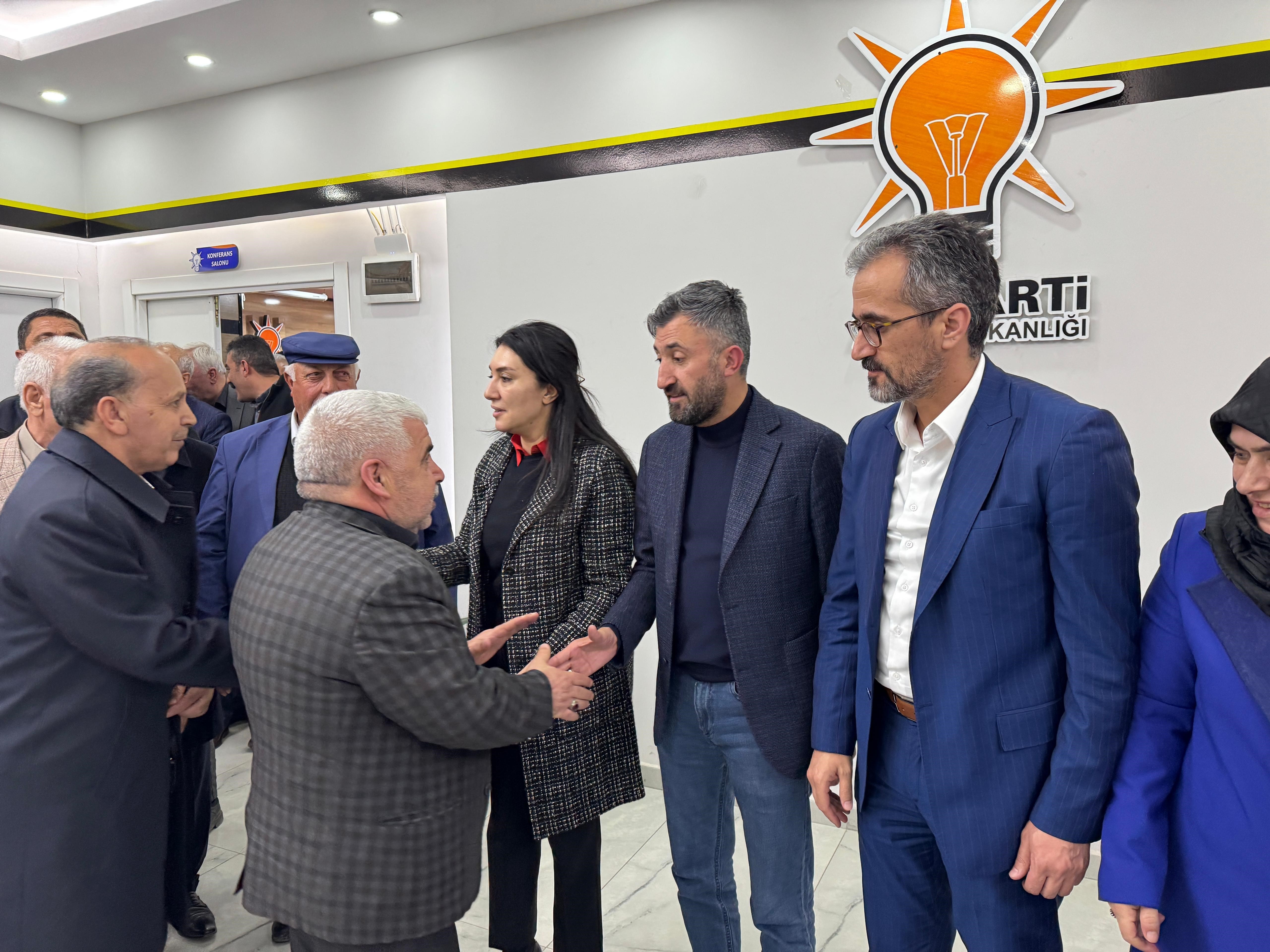 AK Parti Ağrı İl Başkanlığında bayramlaşma töreni düzenlendi