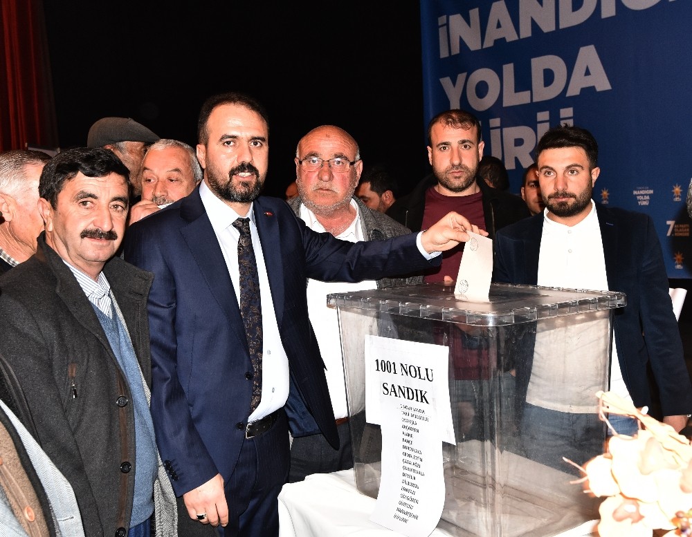 AK Parti Ahlat İlçe Başkanı Atılgan güven tazeledi 