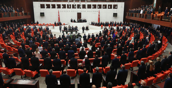 AK Parti Başkanlık Divanı'ndaki isimleri belli oldu