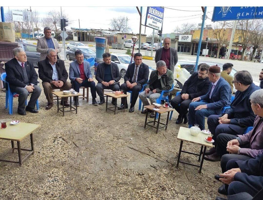 AK Parti Batman İl Koordinatörü Av. Fikret Yeni saha çalışmalarını aralıksız sürdürüyor