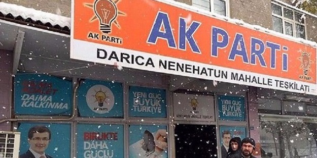 AK Parti'ye çirkin saldırı