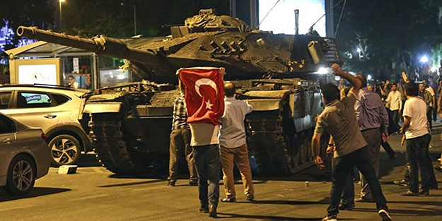 AK Parti binasına tank yürüten hainler için beraat istedi! Bu adam kimin savcısı