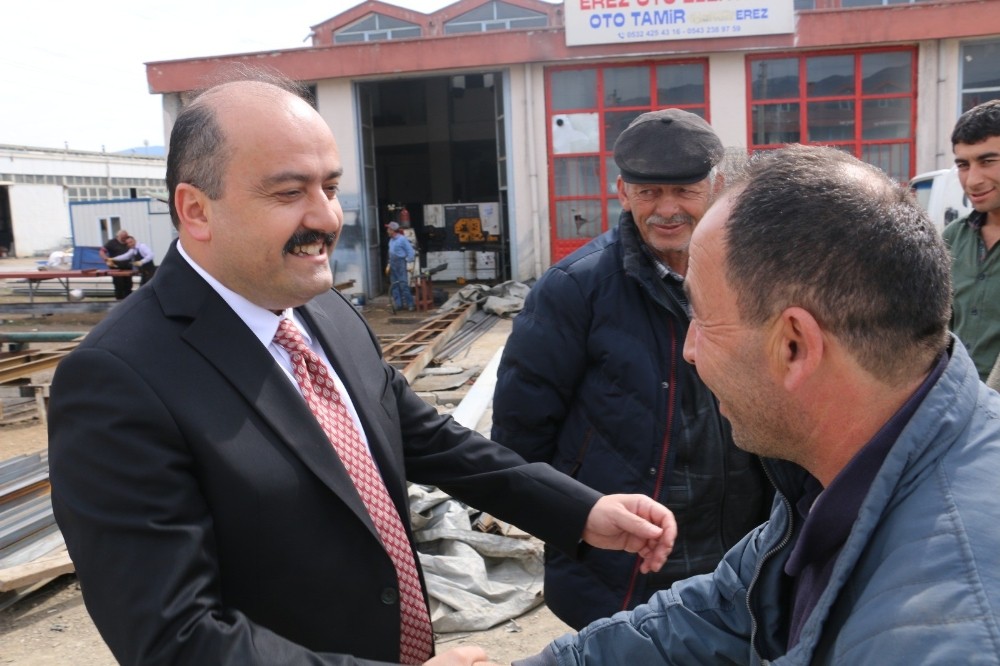 Fatih Metin çalışmalarını sürdürüyor