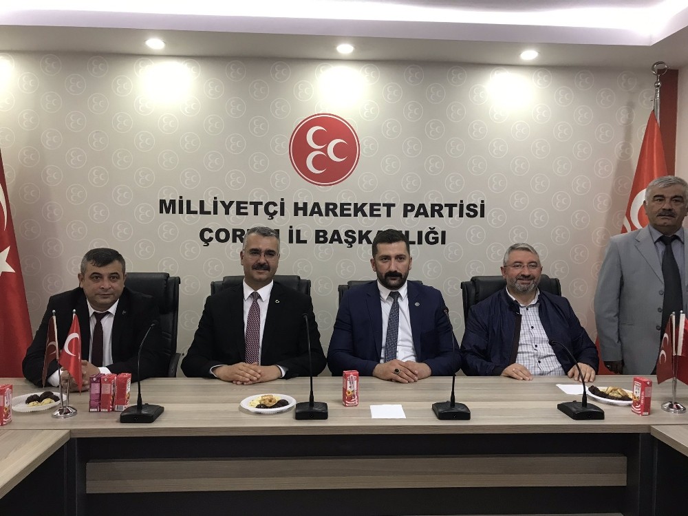 AK Parti Çorum Teşkilatı’ndan MHP’ye bayram ziyareti 