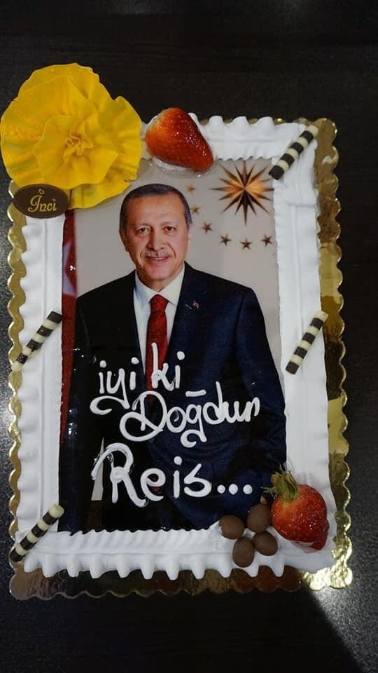 AK Parti Develi Gençlik Kolları Cumhurbaşkanının Doğum Gününü Kutladı 