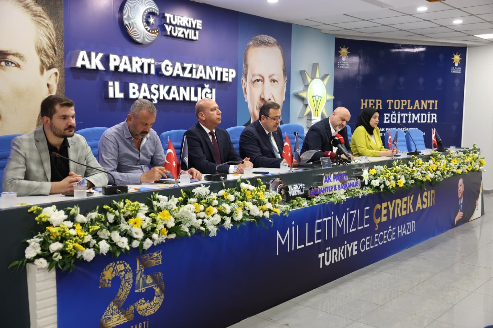AK Parti Gaziantep İl Başkanı Fedaioğlu: “Milletimizle Çeyrek Asır, Türkiye Geleceğe Hazır”