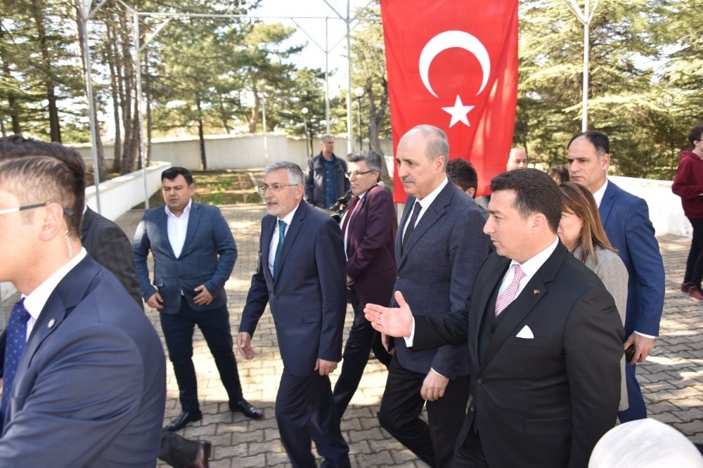 AK Parti Genel Başkan Vekili Kurtulmuş, İnönü Savaşları Bozüyük Şehitliği’ni ziyaret etti 