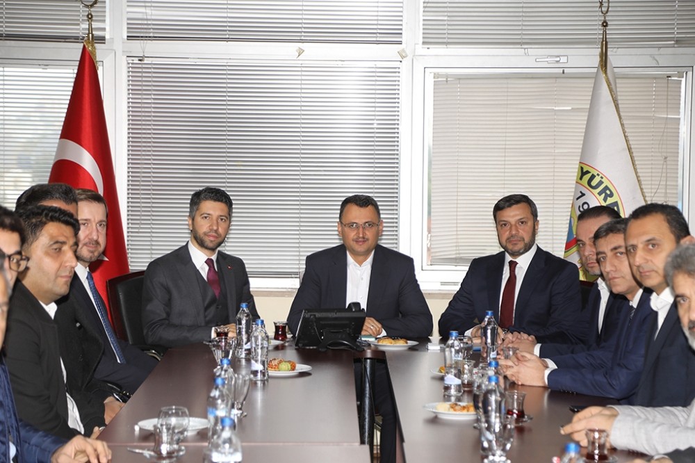 AK Parti Genel Merkezinden Başkan Kocaispir’e tam not 