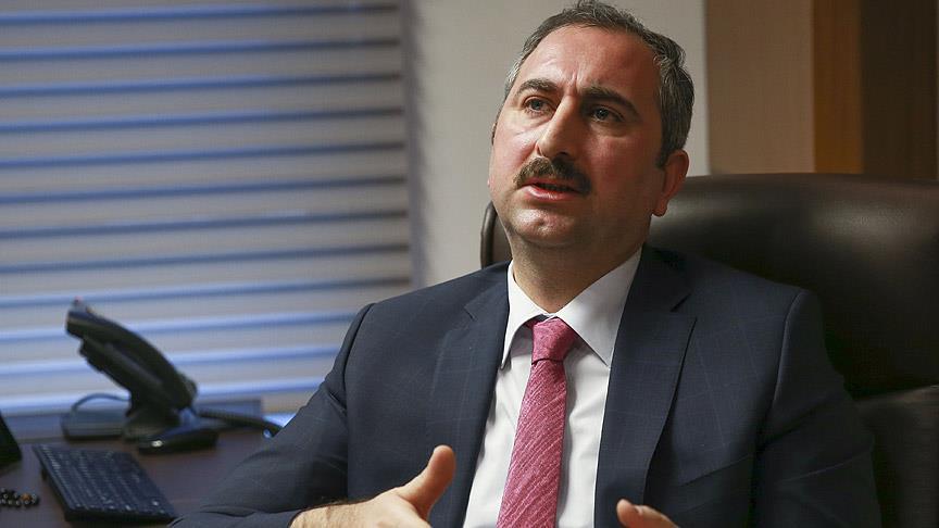 AK Parti Genel Sekreteri Gül: Anayasa Mahkemesini Anayasa'ya uymaya davet ediyorum