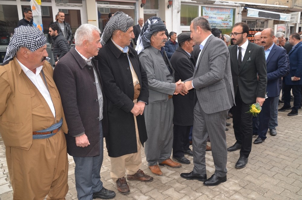 AK Parti heyeti Beytüşşebap’ta 