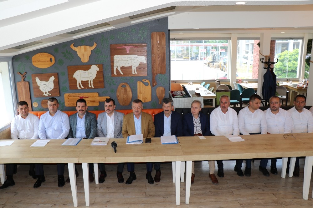 AK Parti İl Yönetimi ve milletvekilleri 1 yılı değerlendirdi 