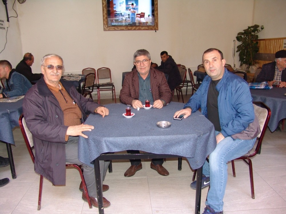 AK Parti İlçe Başkanı Soydan’dan esnaf ziyaretleri 