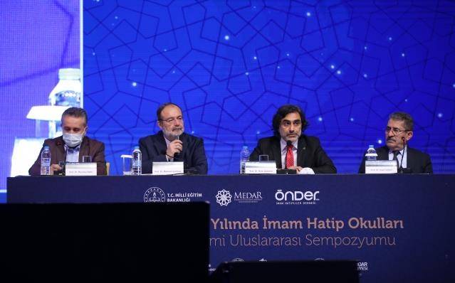 Ak Parti ile din eğitimi özgürlüğüne kavuştu