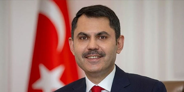 AK Parti İstanbul adayı Murat Kurum'dan genç öğrencilere 10 bin TL sürprizi