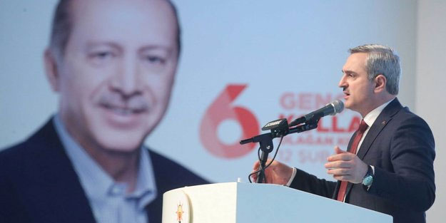 AK Parti İstanbul İl Başkanı Şenocak bırakacağını açıkladı