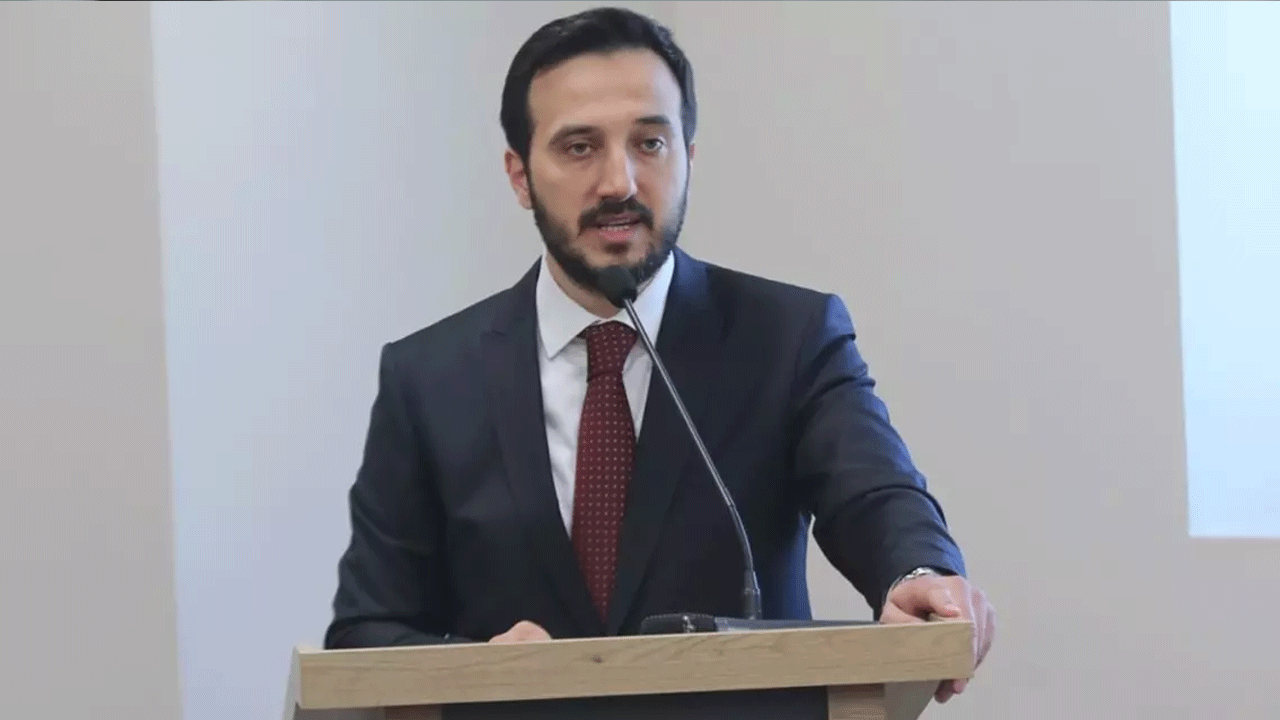 Ak Parti İstanbul İl başkanından Özgür Özel’e tokat gibi cevap