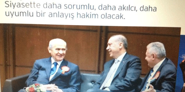 AK Parti kitapçığında Bahçeli sürprizi