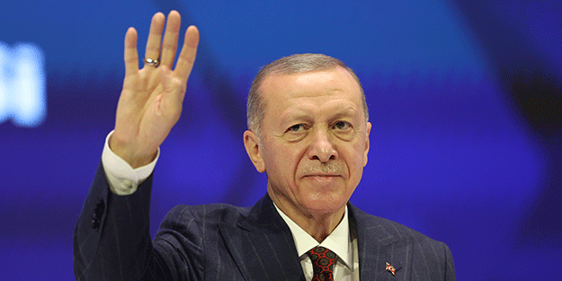 AK Parti Kongresi: Erdoğan yeniden genel başkan seçildi