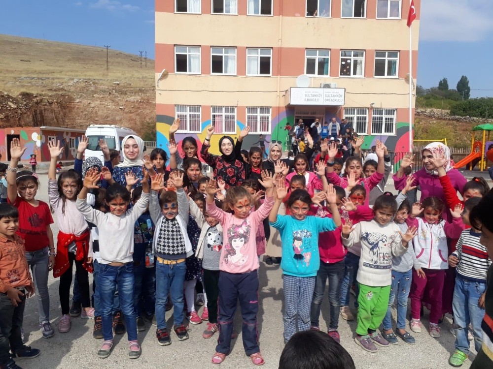 AK Parti Mardin ÜNİAK çalışmalarıyla göz dolduruyor 