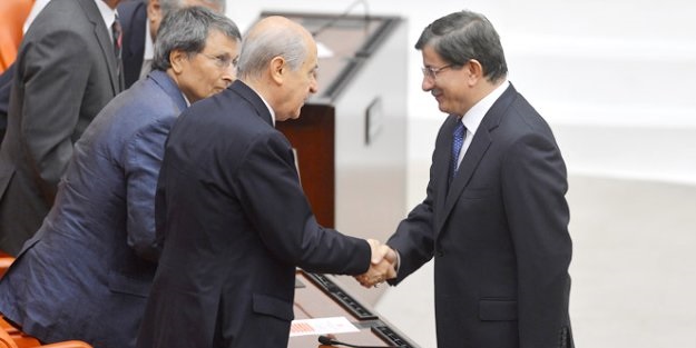 AK Parti-MHP Görüşmesi bir saat öne alındı