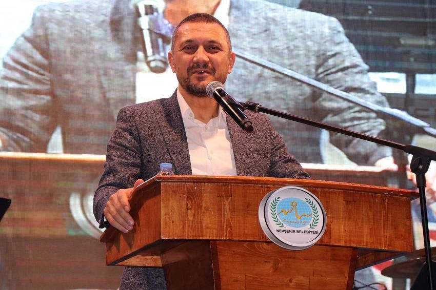 AK Parti milletvekili Açıkgöz, Gazeteciler ve Basın Bayramını kutladı 